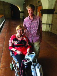 SENIOR ADVOCATES: Patricia Morrissey and David Leake, of the Center on Disability Studies at the University of Hawai’i at Ma¯noa, spread awareness about the Hawaii Visitable Housing Coalition at 