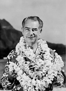 Webley Edwards, produced and announced “Hawaii Calls” live dance party, broadcast from the Moana Hotel.